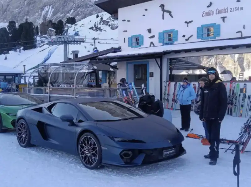 lamborghini al rifugio comici in val gardena