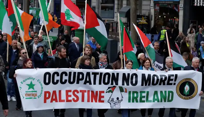 manifestazione pro palestina a dublino 