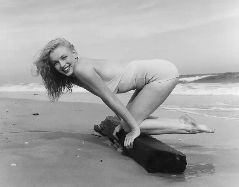 marilyn monroe fine anni 40 (1)