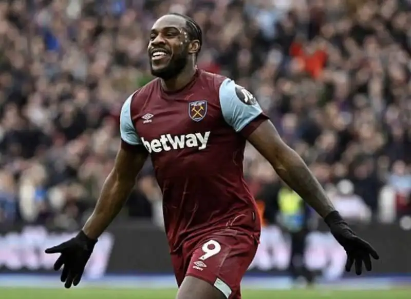  michail antonio