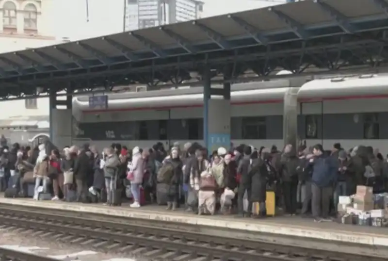 passeggeri - ritardo dei treni