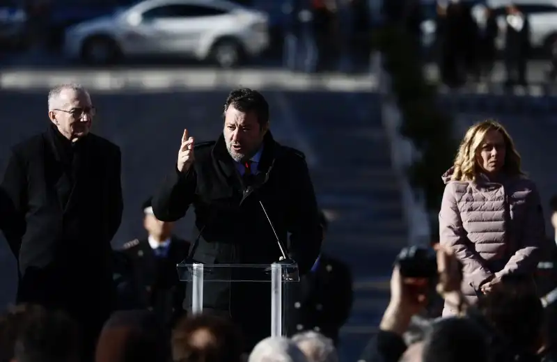   pietro parolin   matteo salvini   giorgia meloni inaugurazione piazza pia roma  foto lapresse  