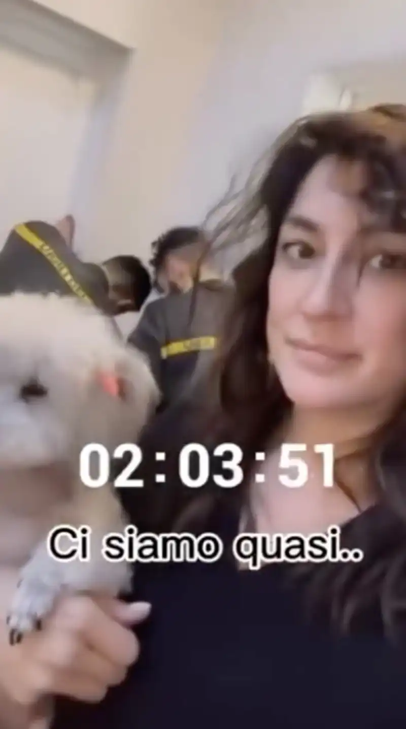 pompieri a casa di elisa isoardi   3