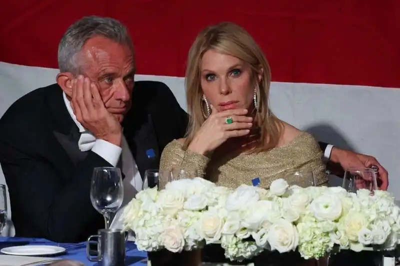 robert kennedy jr e cheryl hines (1)