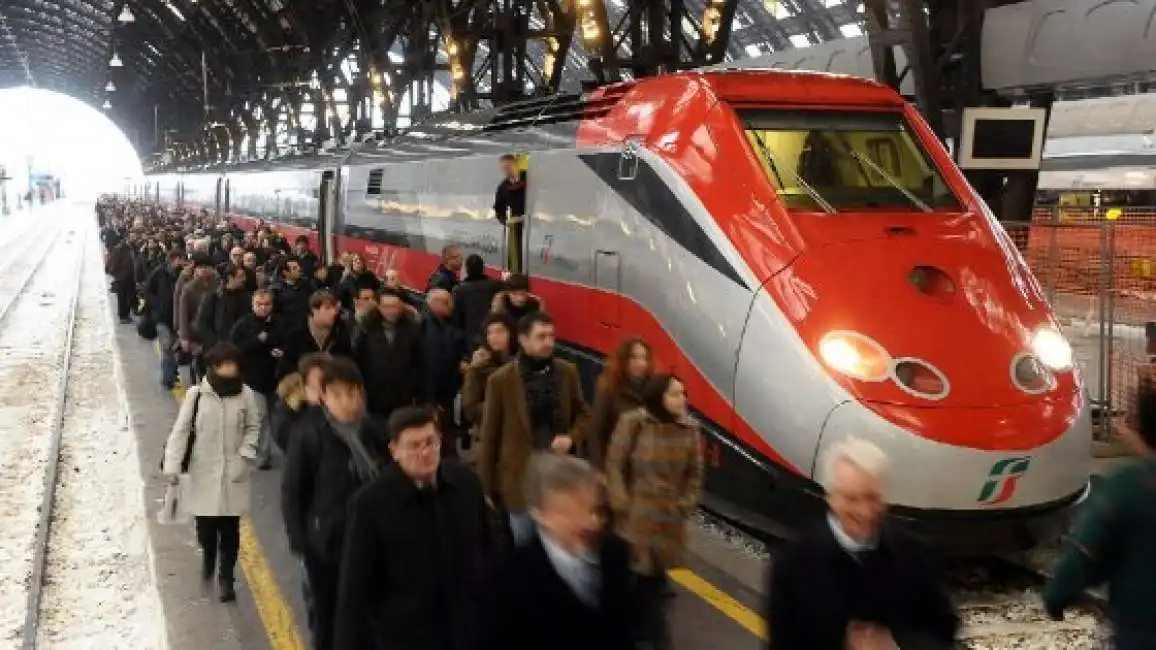 pendolari frecciarossa trenitalia