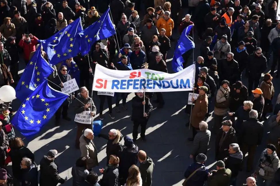 torino - manifestazione a favore della tav