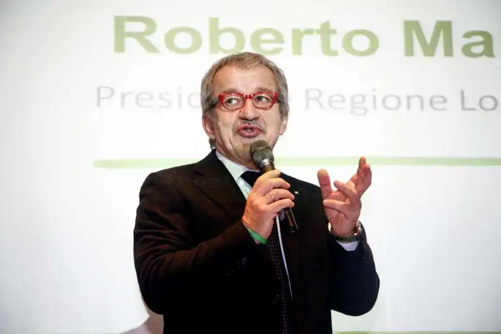 roberto maroni