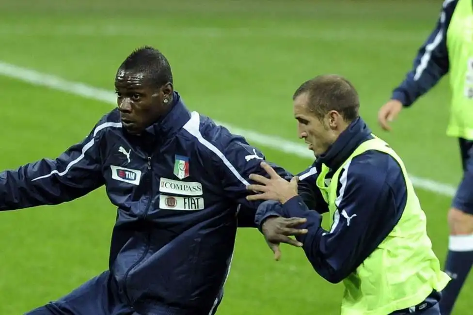 mario balotelli giorgio chiellini 