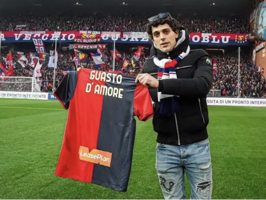 bresh davanti alla curva del genoa guasto d'amore