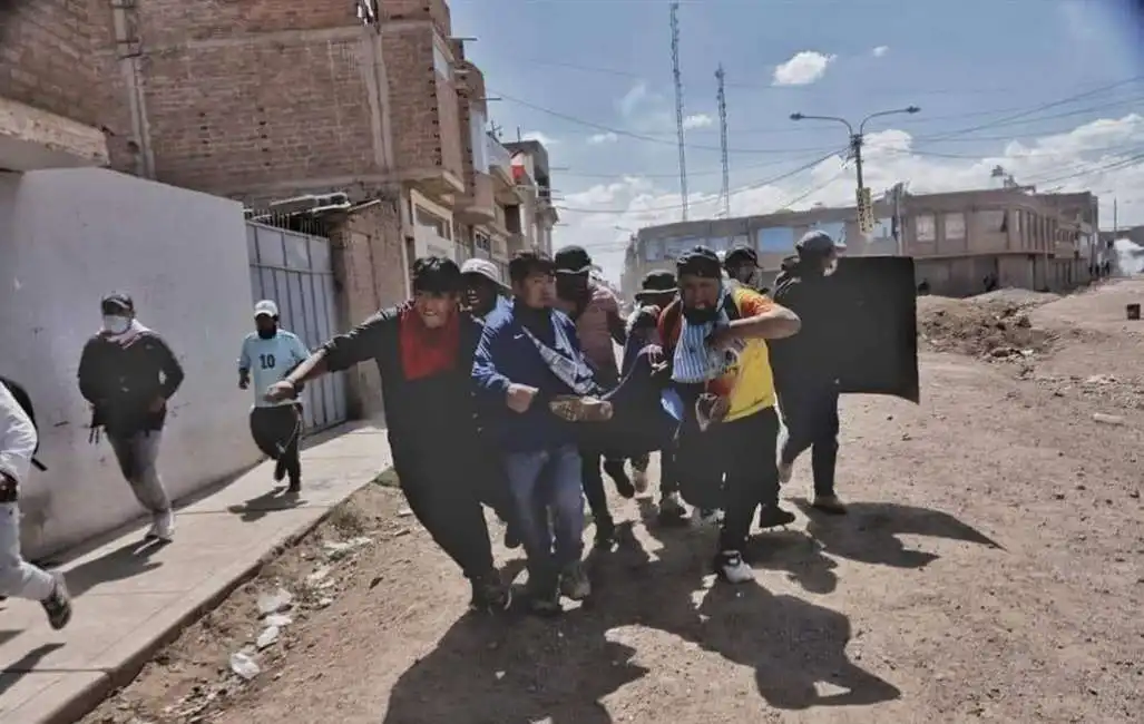 scontri a juliaca in peru 