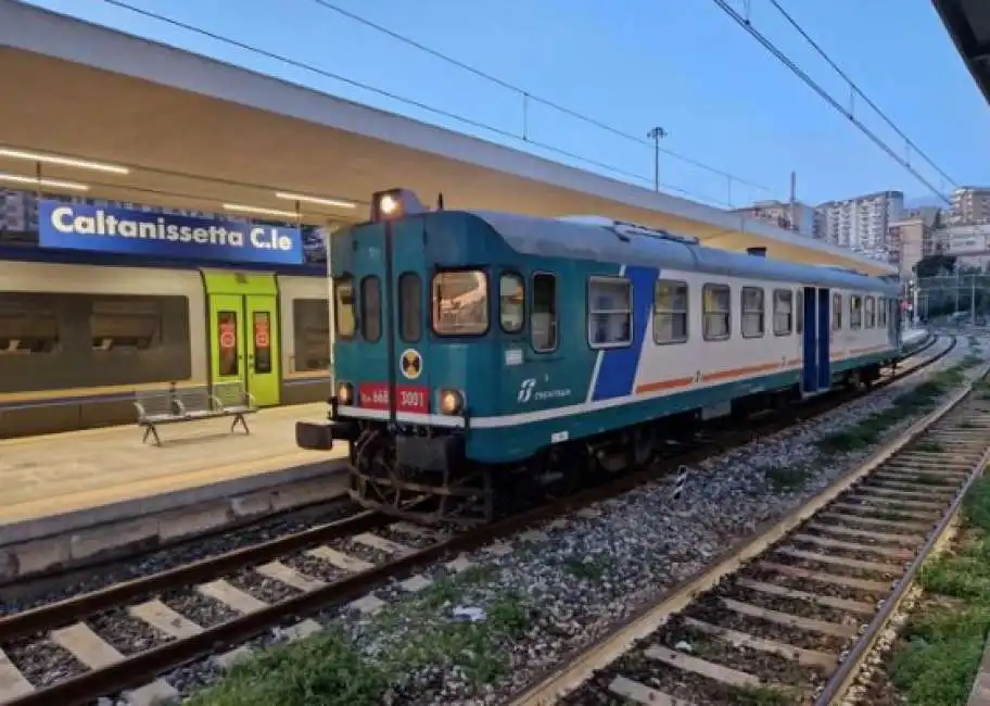 treno trapani ragusa