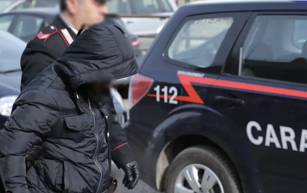 carabinieri arresto