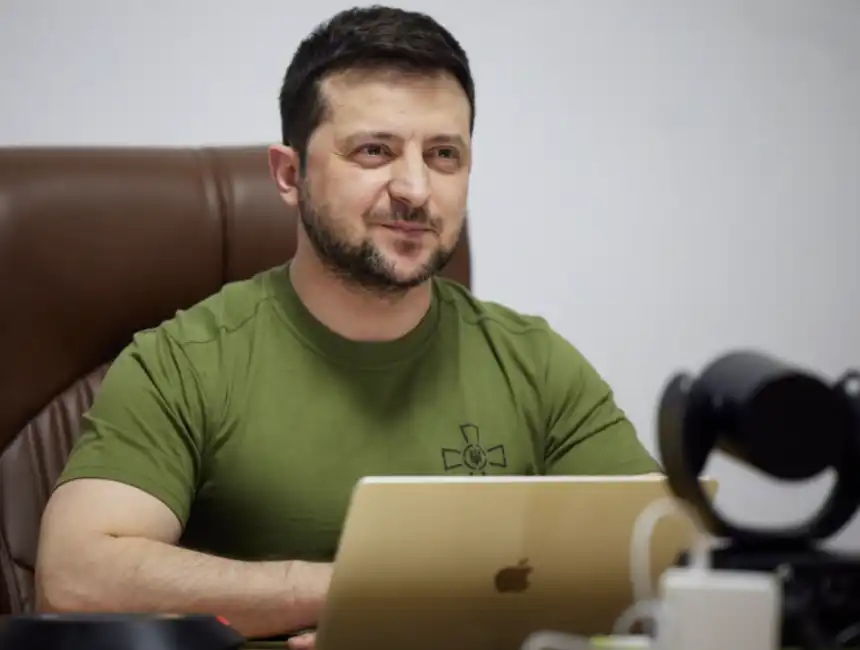 zelensky al computer