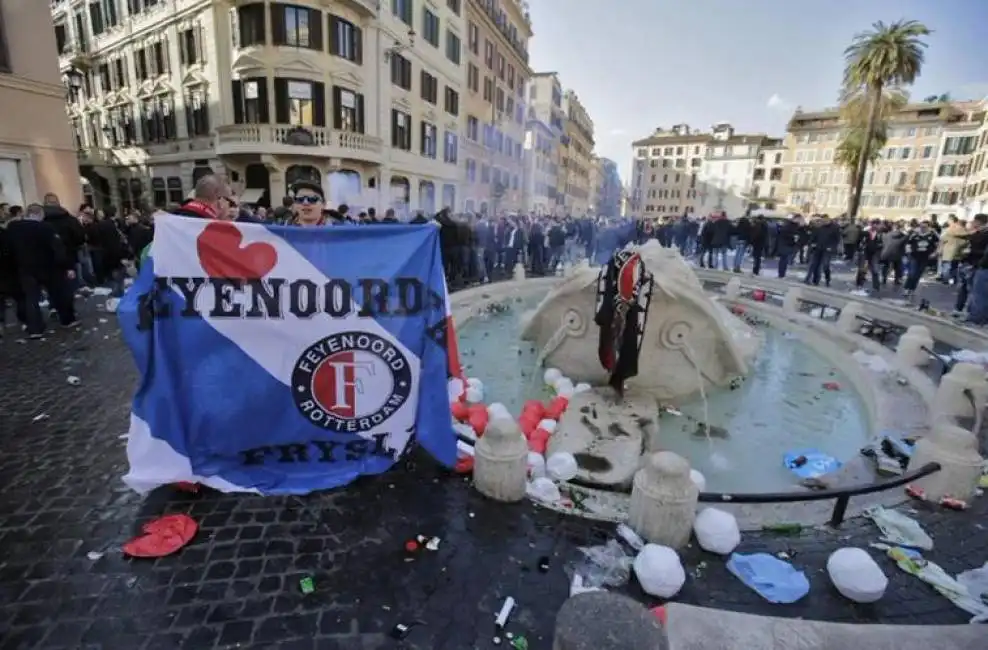 feyenoord piazza di spagna barcaccia