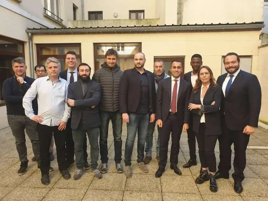 luigi di maio e alessandro di battista incontrano i vertici dei gilet gialli