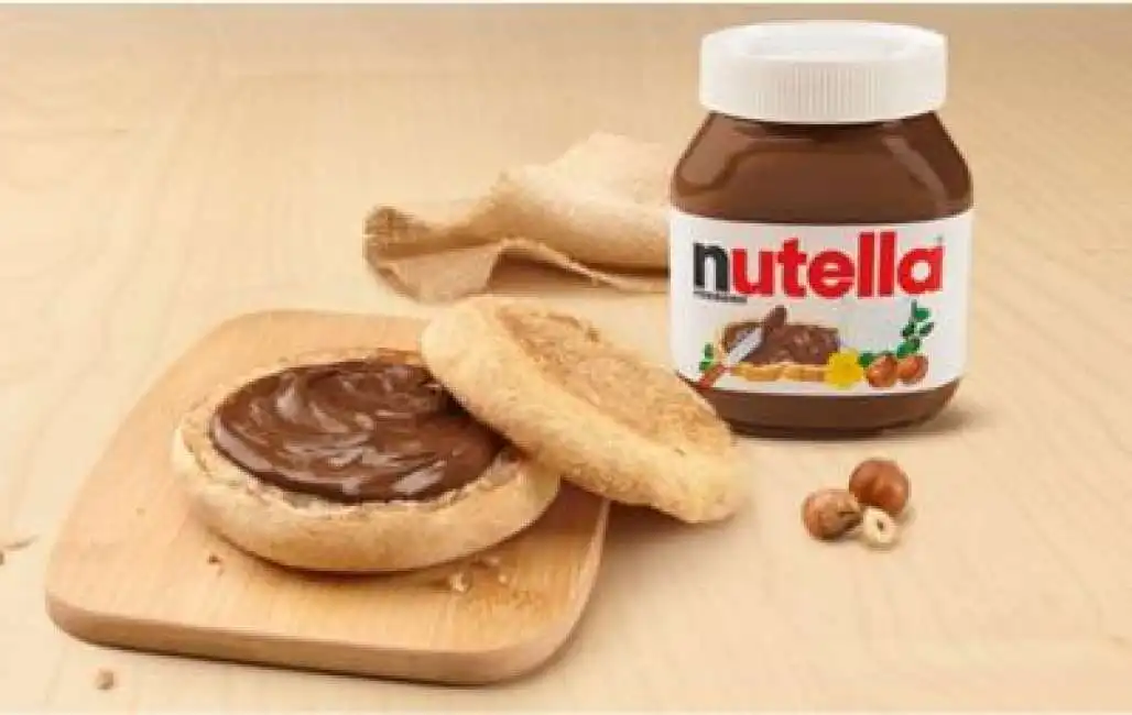 mccrunchy bread nutella mcdonalds mcdonald's 