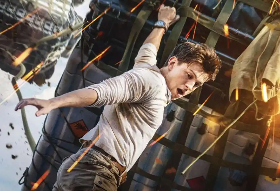 tom holland uncharted