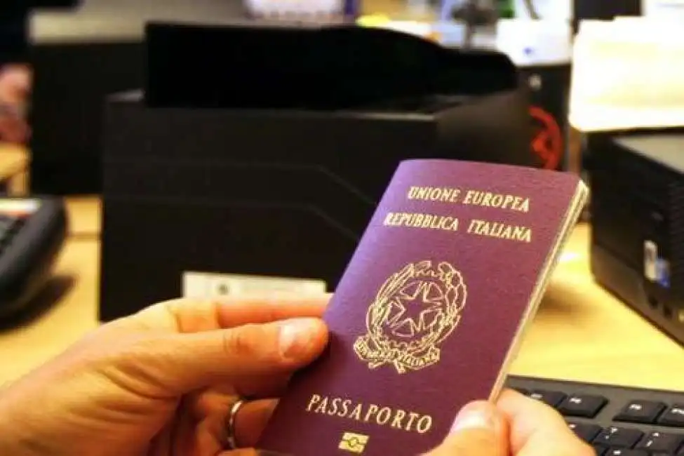 passaporto passaporti 