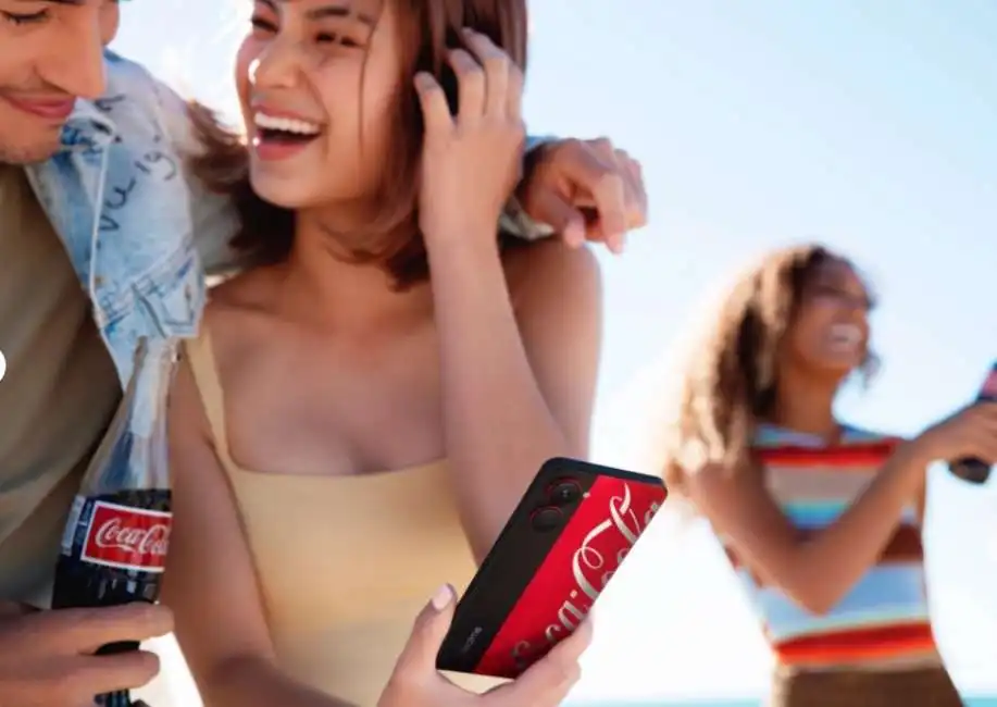 realme 10 pro coca-cola edition