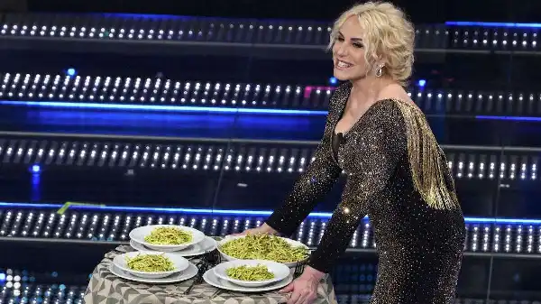 antonella clerici trofie al pesto 