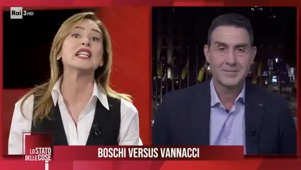 maria elena boschi vs roberto vannacci - 5