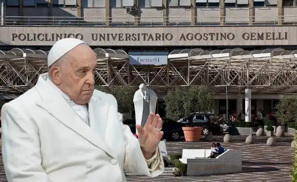 papa francesco ricovero ospedale gemelli roma