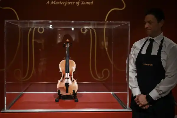 violino stradivari del 1714 - asta da sothebys