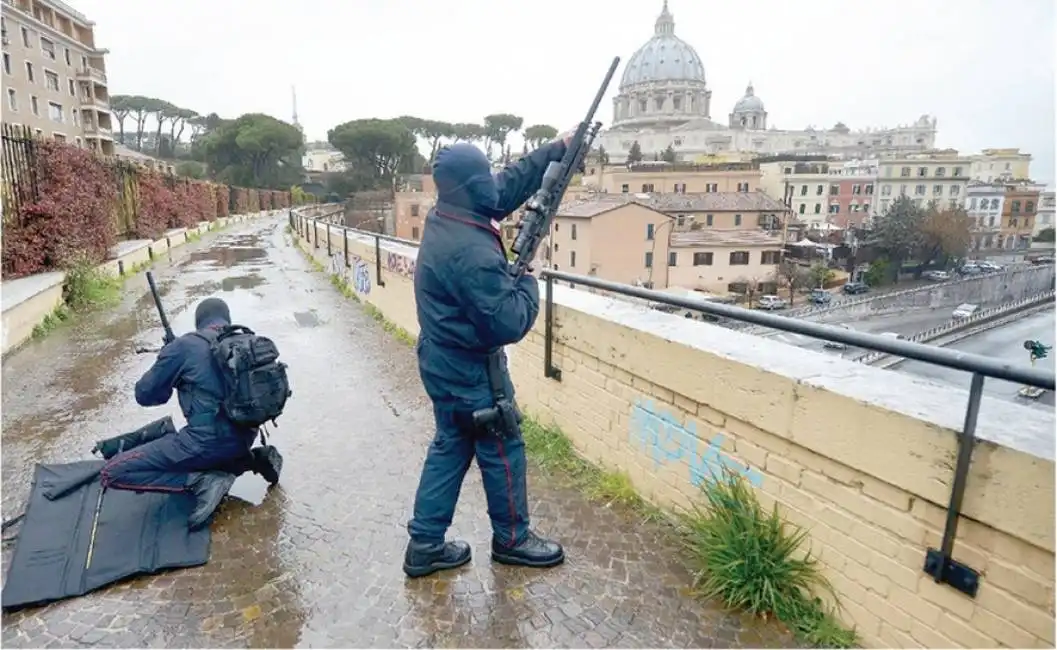 intelligence roma servizi segreti cupolone