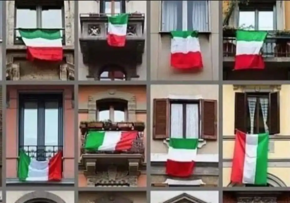 bandiera italia tricolore balcone