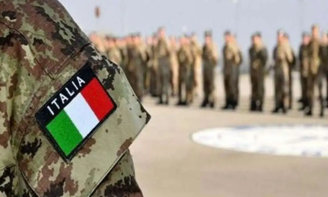 colonnello esercito abusi