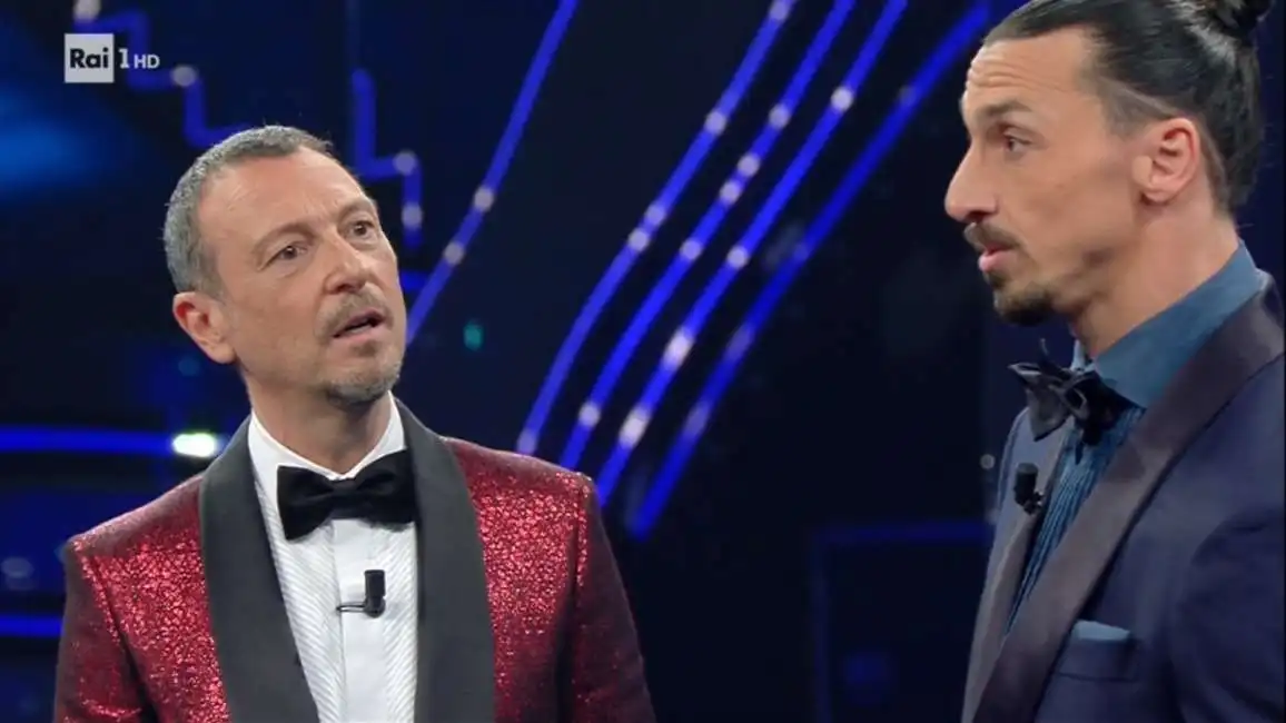 zlatan ibrahimovic e amadeus 2021sanremo