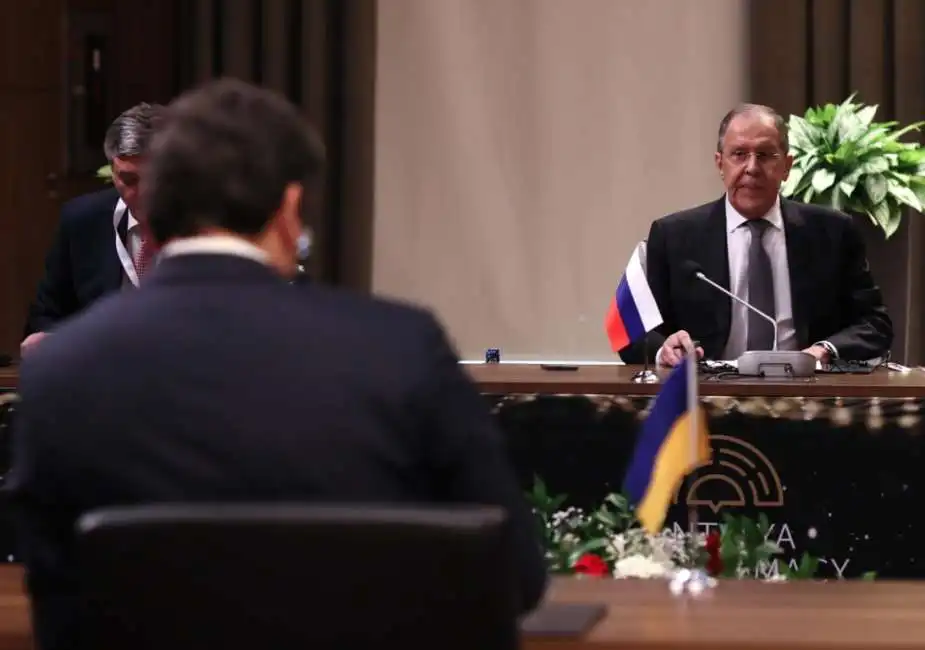 incontro dmitry kuleba sergei lavrov in turchia 