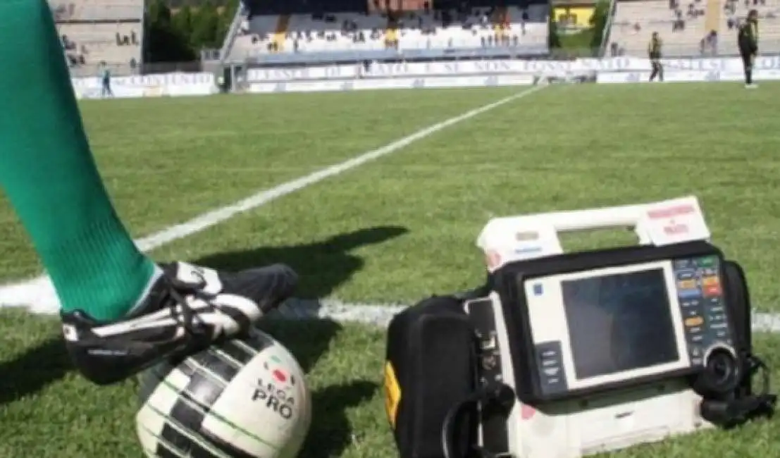 defibrillatore in campo