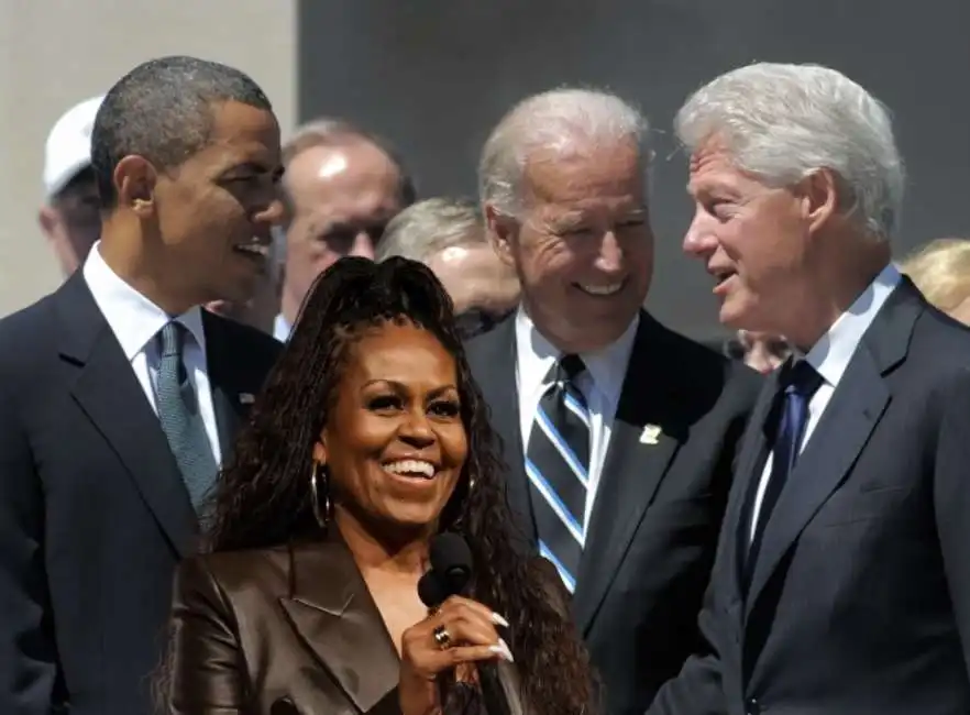 barack obama - joe biden - bill clinton michelle 