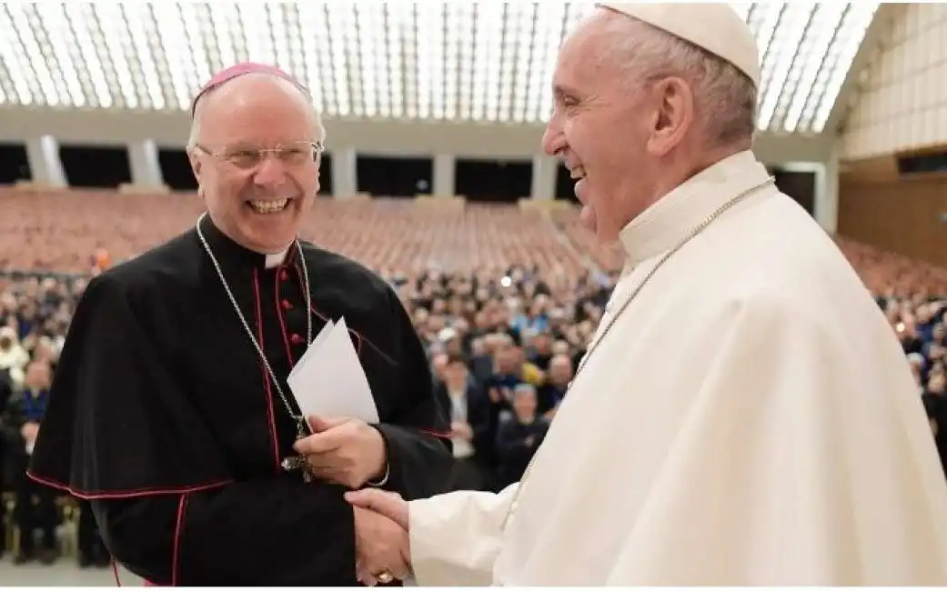 nunzio galantino papa francesco