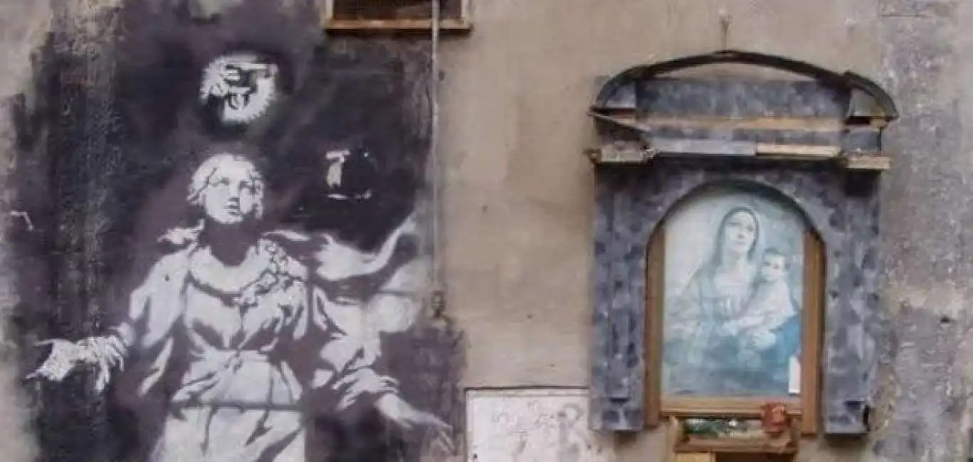 madonna con la pistola banksy 1