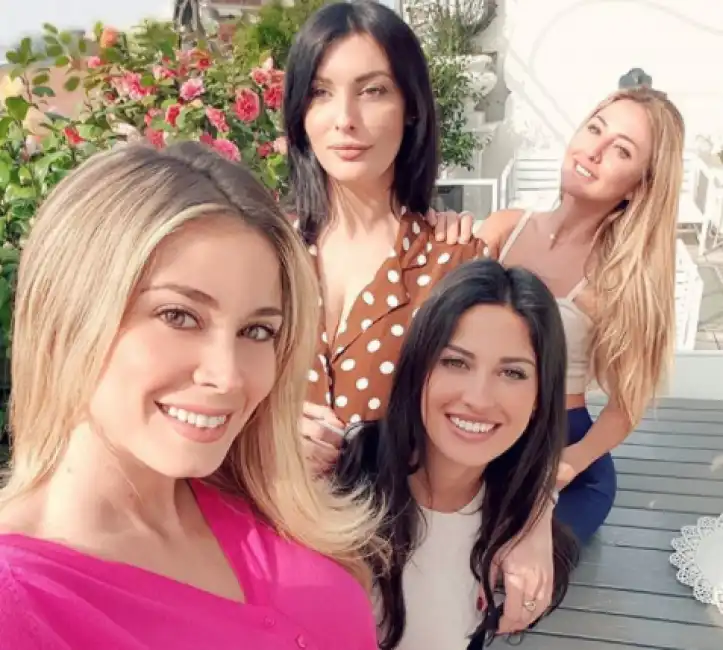 leotta e amiche