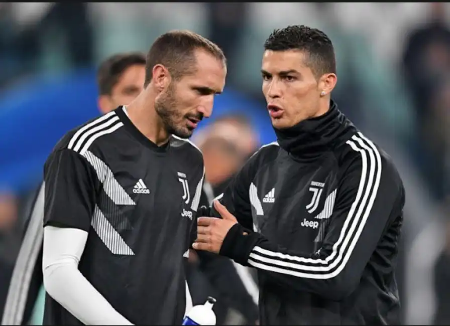 chiellini cristiano ronaldo