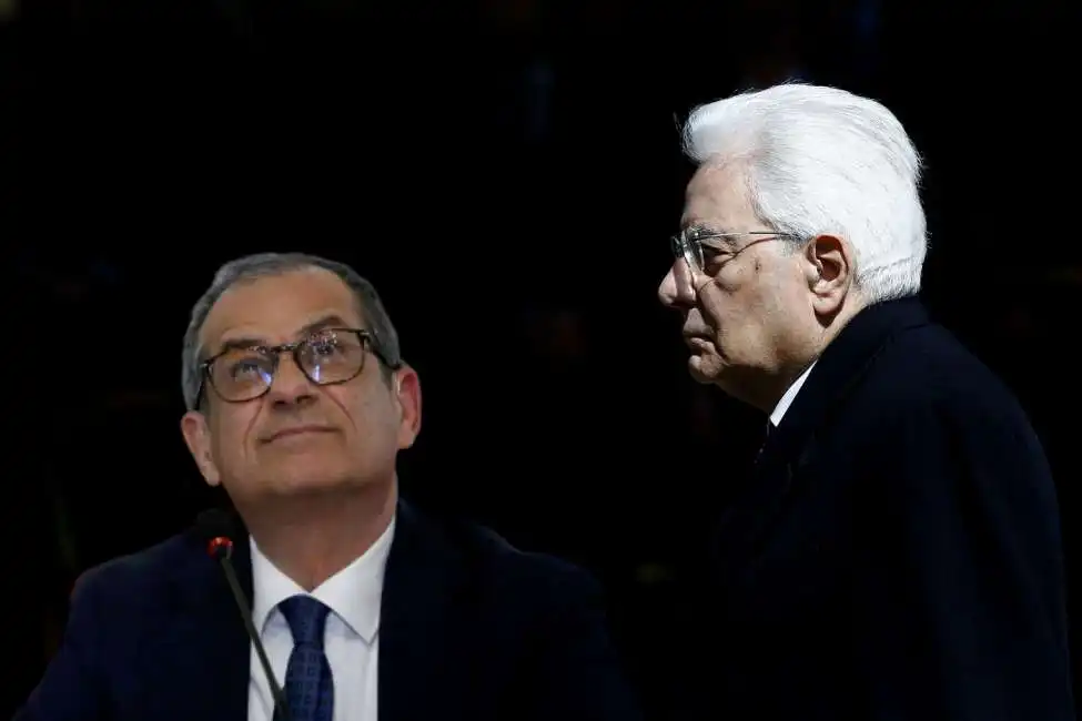 giovanni tria sergio mattarella