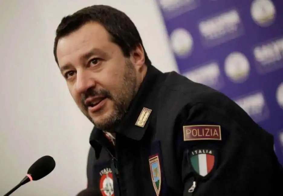 salvini polizia