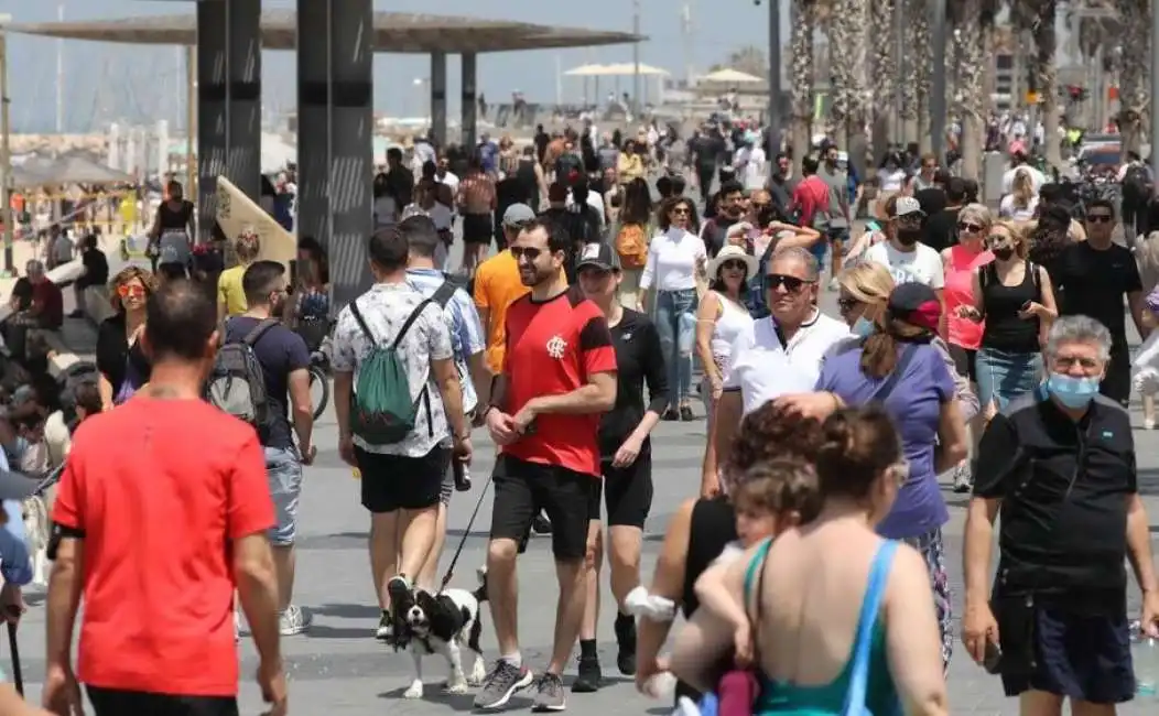 decade obbligo mascherine all'aperto in israele