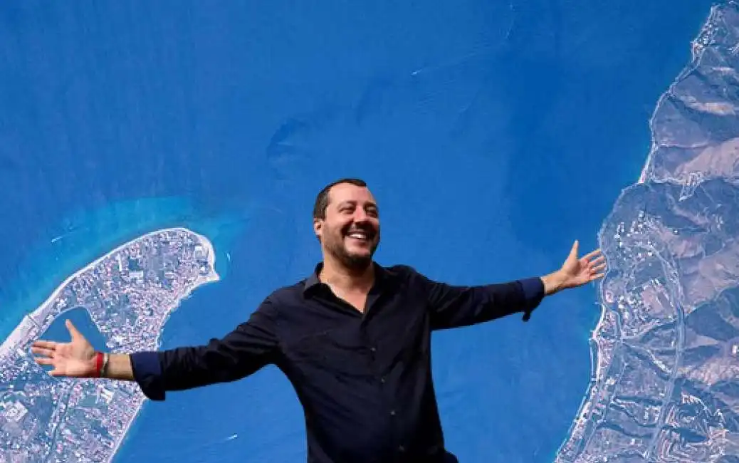 matteo salvini ponte sullo stretto