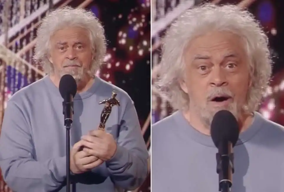 maurizio crozza beppe grillo