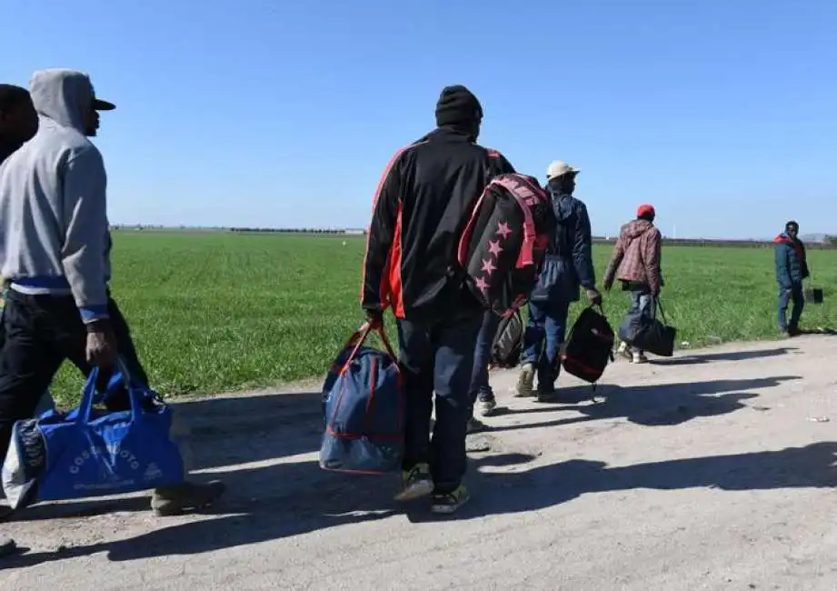 migranti a foggia