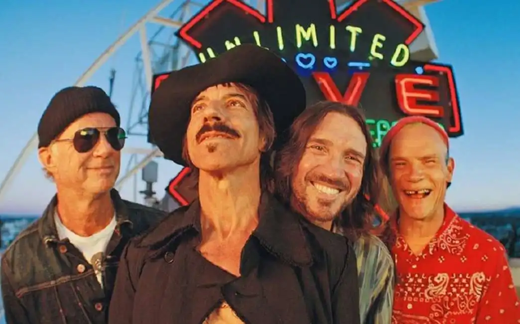 red hot chilli peppers unlimited love 