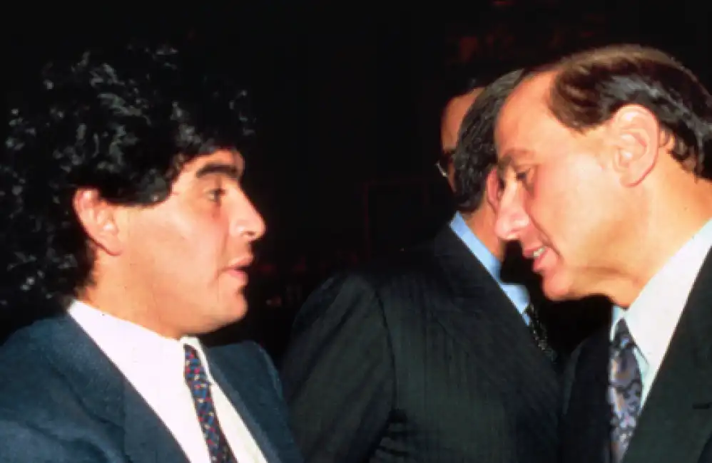 diego maradona silvio berlusconi