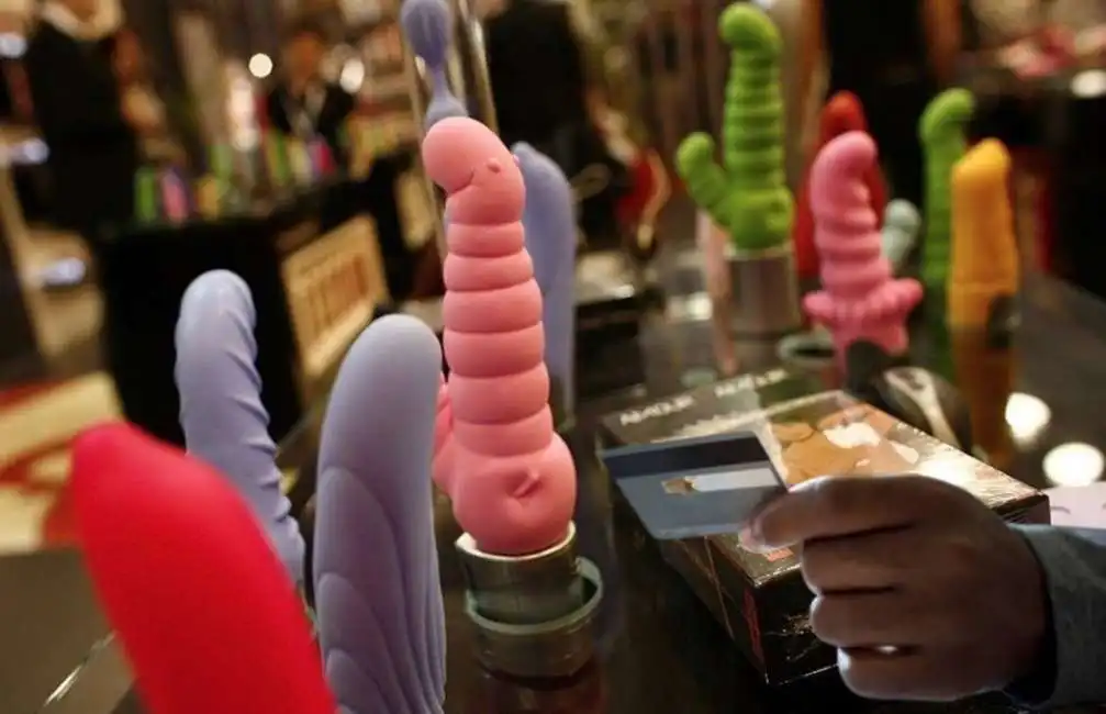 dildo sexy shop bancomat