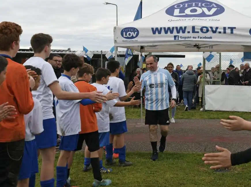 domenico pompili gioca a calcio