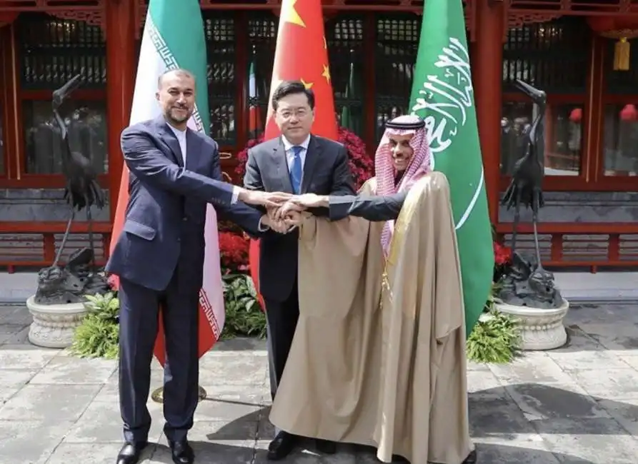 hossein amir-abdoulahian minister qin gang prince faisal bin farhan al saud iran arabia saudita 