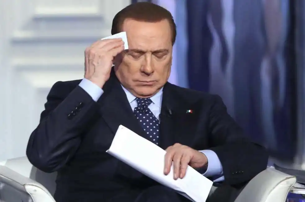 silvio berlusconi malato ospedale 